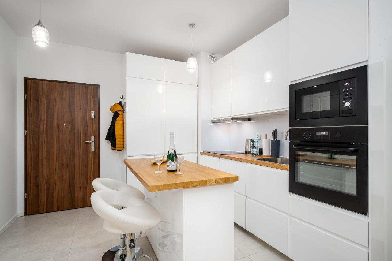 Warsaw Apartments Komputerowa Street Exterior photo